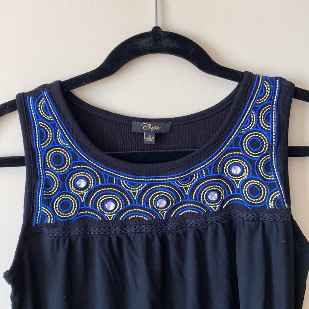Cupio Sleeveless Embroidered and Embellished Top - Size Large - Blue - Picture 2 of 8